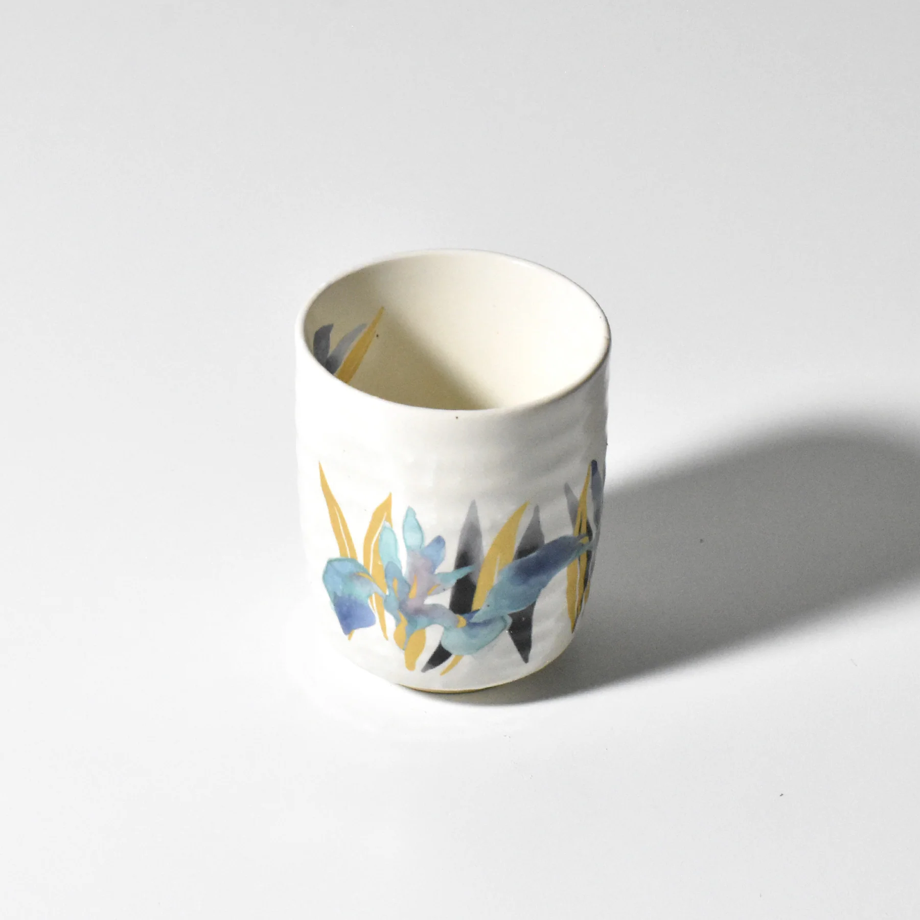 Manyo Wildflower (万葉草花) Yunomi Teacup Set – Authentic Japanese Tea Cups - Image 8