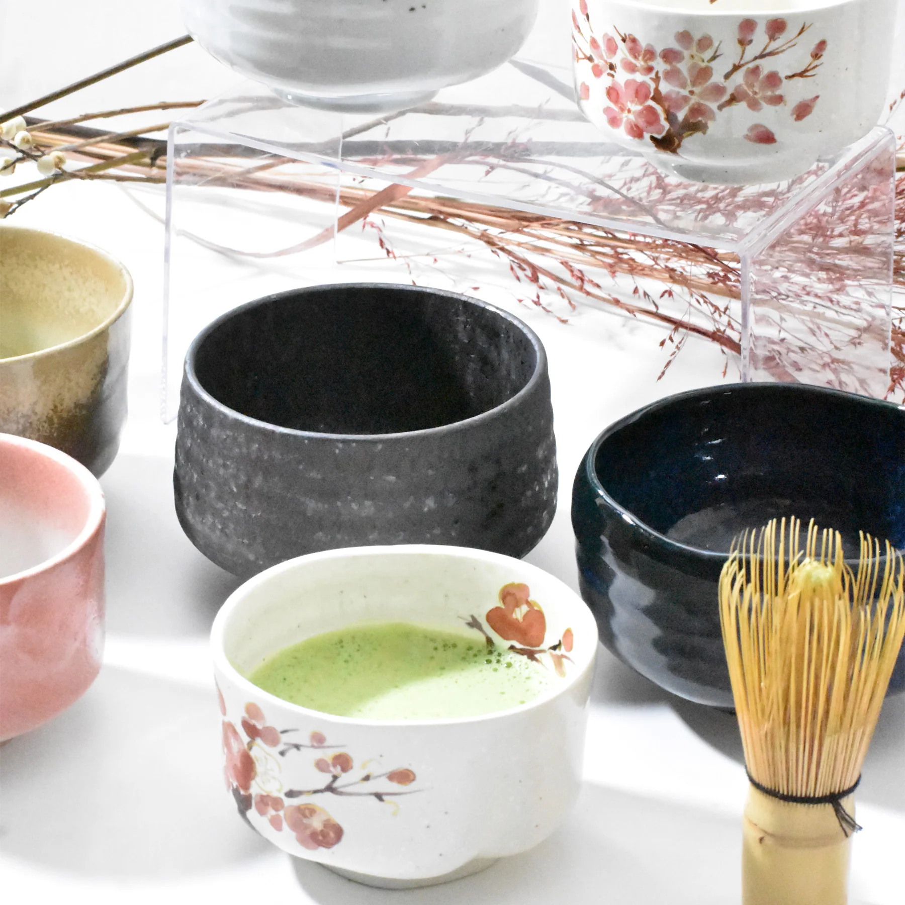 Japanese Ceramic “Kin-Sai Sakura” Matcha Bowl – Gold-Accented Cherry Blossom Design - Image 8